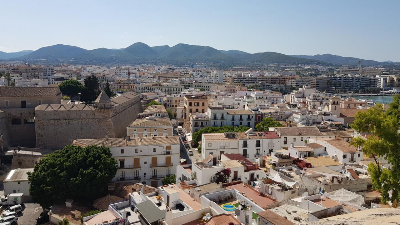 Ibiza 25