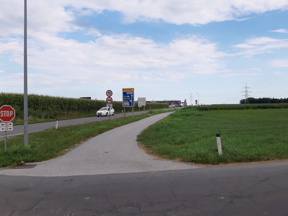 Kleinstangersdorf < Nepomuk