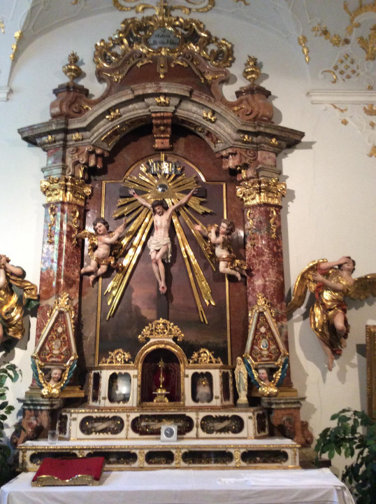 Salzburg Kajetanerkirche < Nepomuk