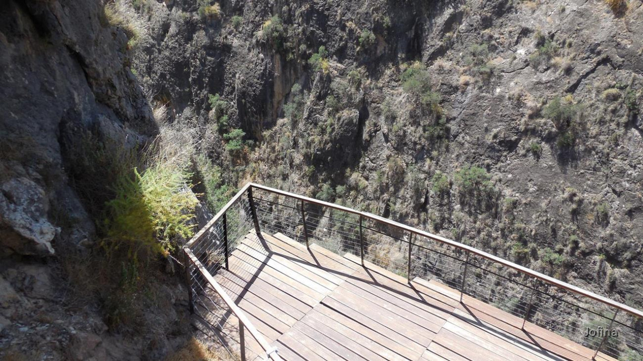 Almadenes Canyon 12