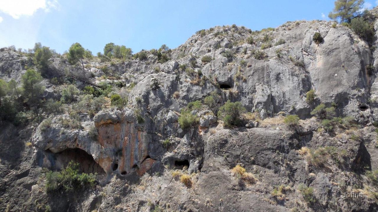 Almadenes Canyon 17