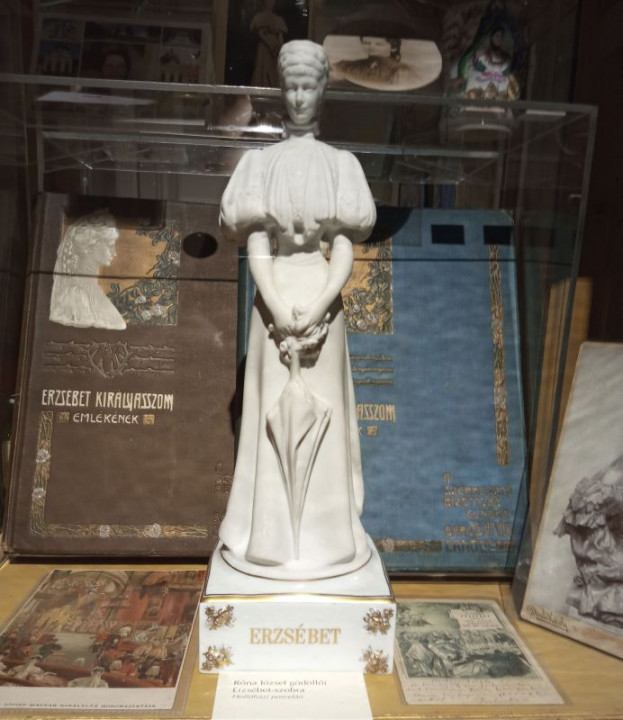 Gödöllö Meine Sisi Miniatur der Gödöllöer Statue