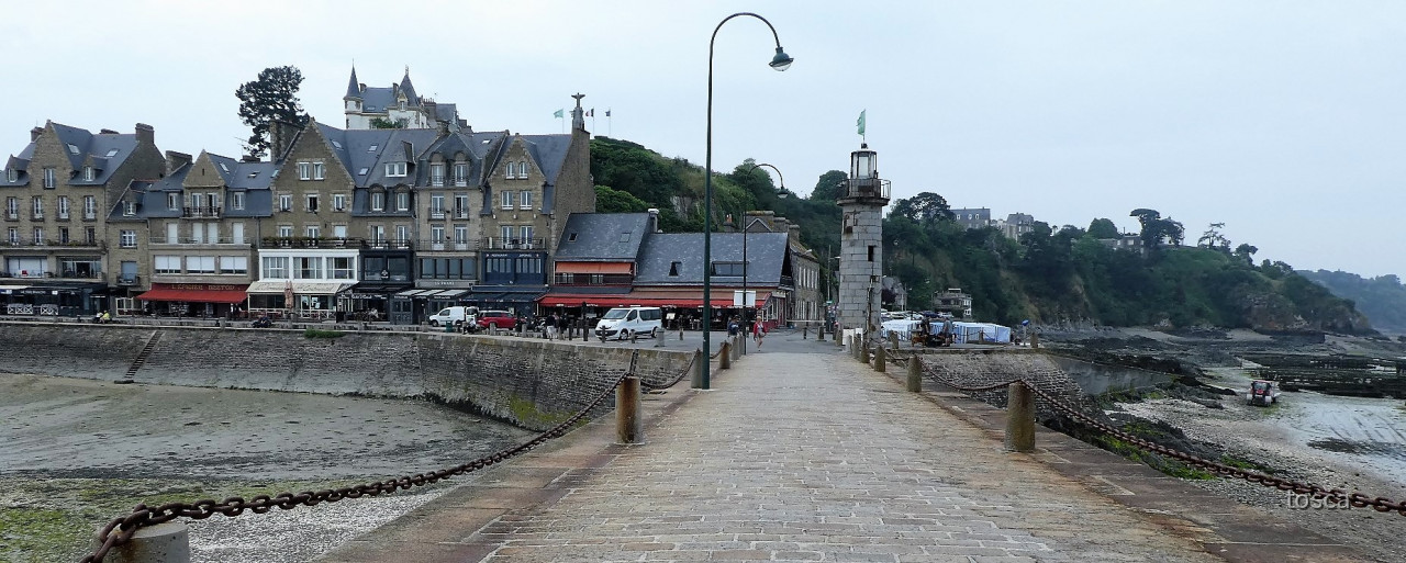 Cancale in der Bretagne mit den berühmten Austernbänken