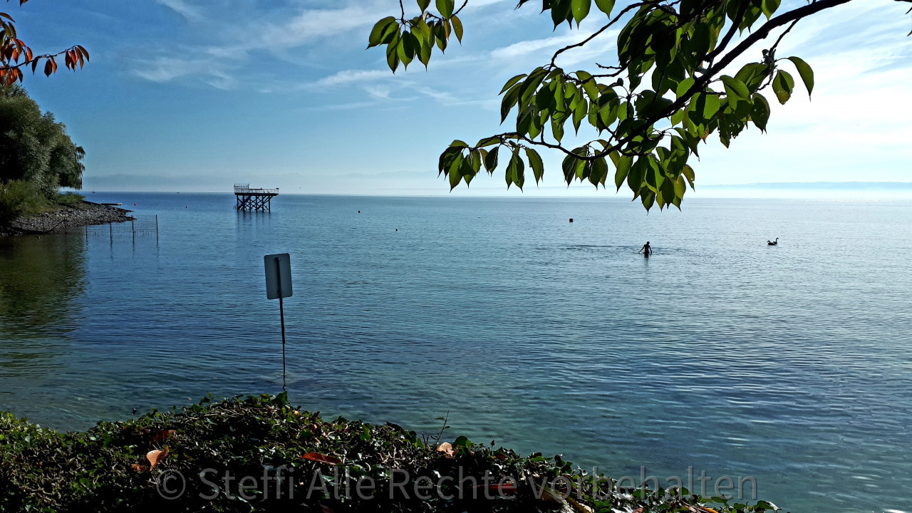 Badewetter am Bodensee, Luft 21 Grad, Wassertemperatur 14,7 Grad (1)