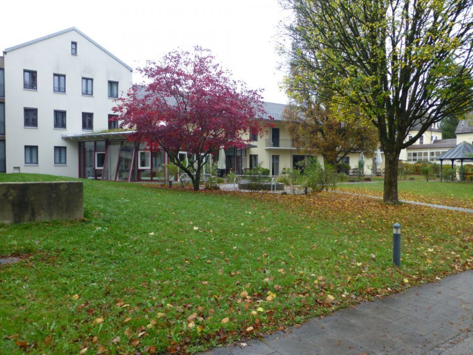 Garatshausen neues Schloss BRK-Residenz3