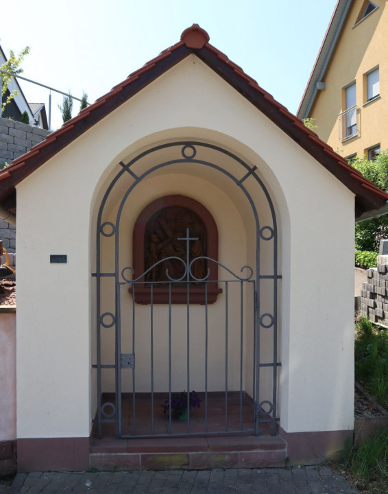 Amorsbrunn Stationsweg16 4. Station Kreuzweg Kapelle