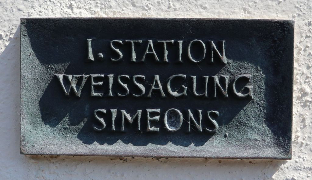 Amorsbrunn Stationsweg6 1. Station Weissagung Schild