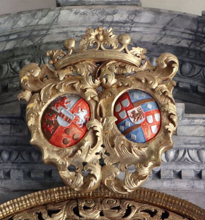 Wappen rechter Altar