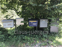 AA53ECB7-CC3F-4ED0-81B5-FABECE064645