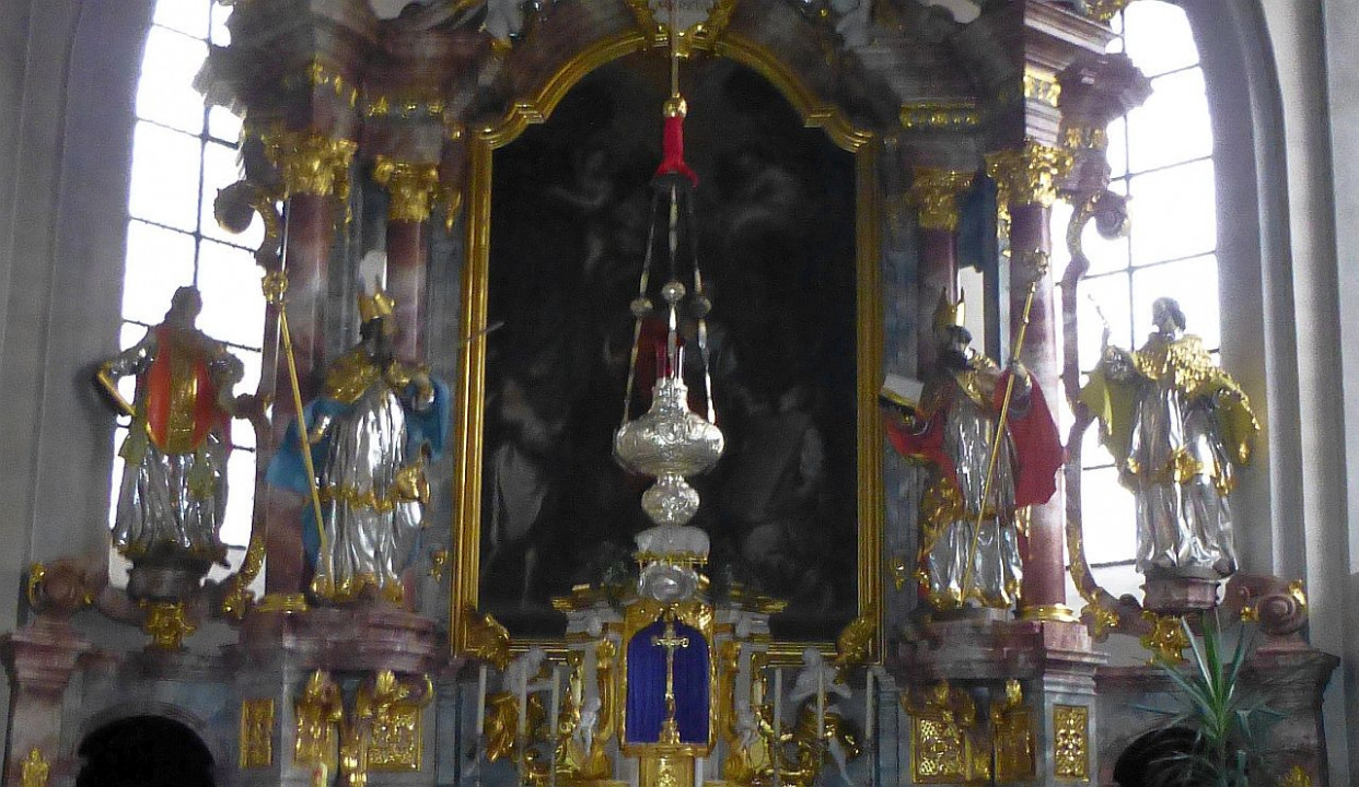 Distelhausen, St. Markus, Blick zum Altar1