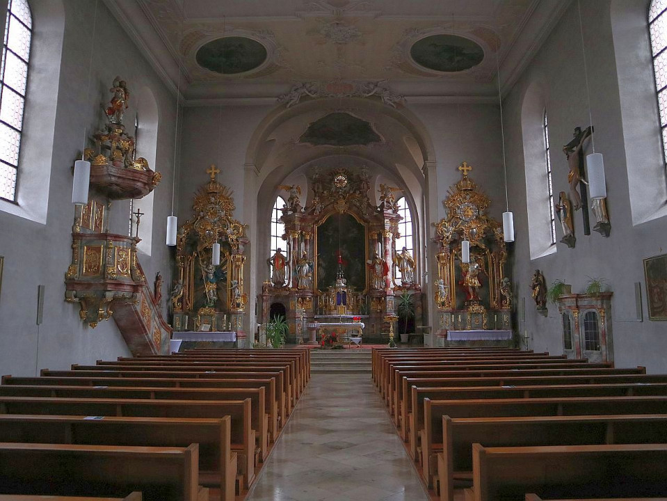 Distelhausen, St. Markus, Blick zum Altar