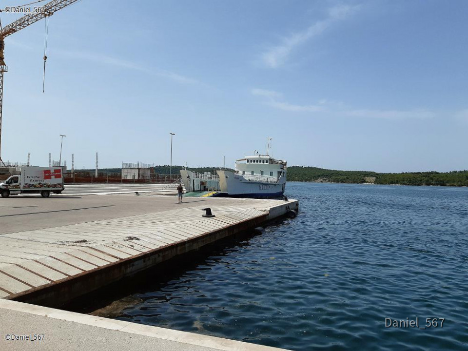 01_Schifffahrt Sibenik Zirje