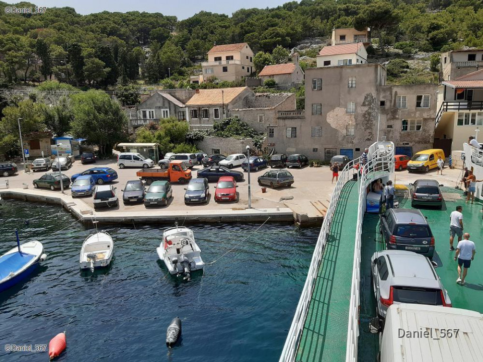 38_Schifffahrt Sibenik Zirje