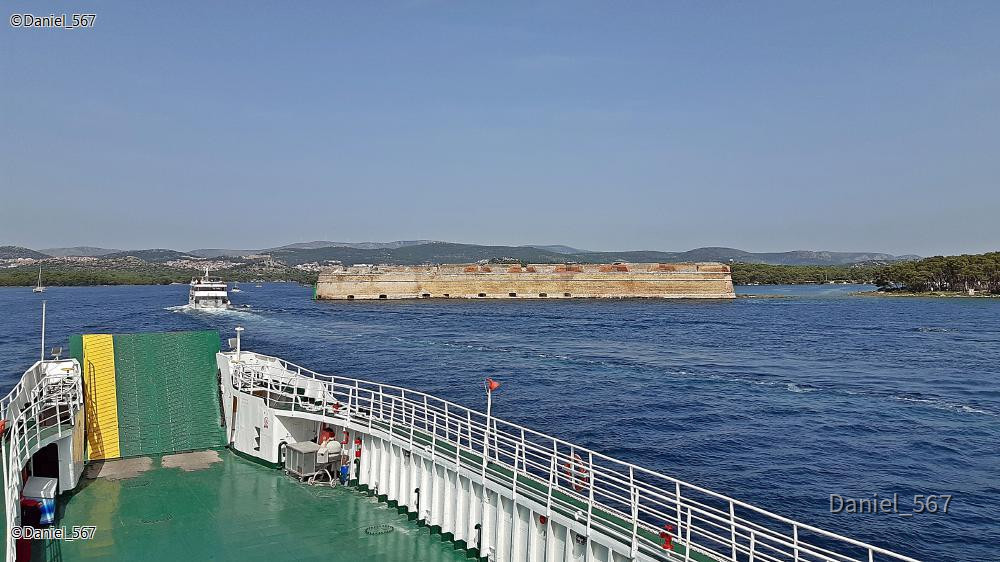 70_Schifffahrt Sibenik Zirje