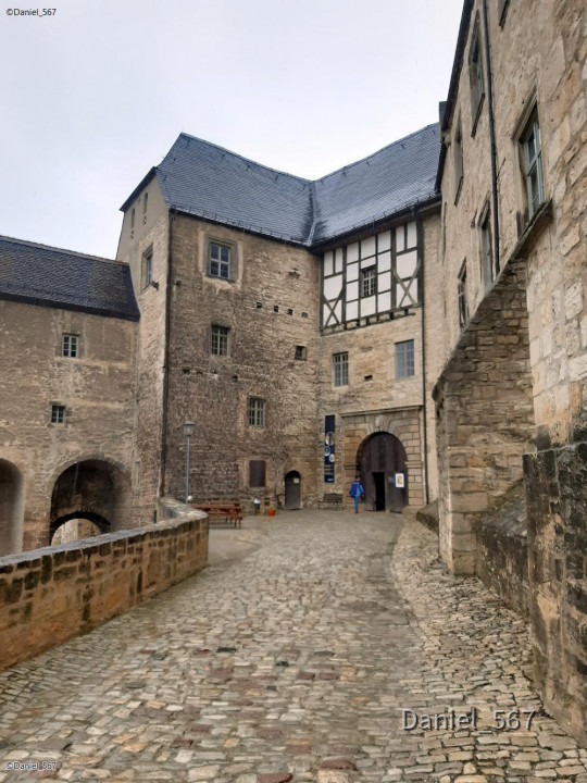 12_Freyburg Schloss Neuenburg