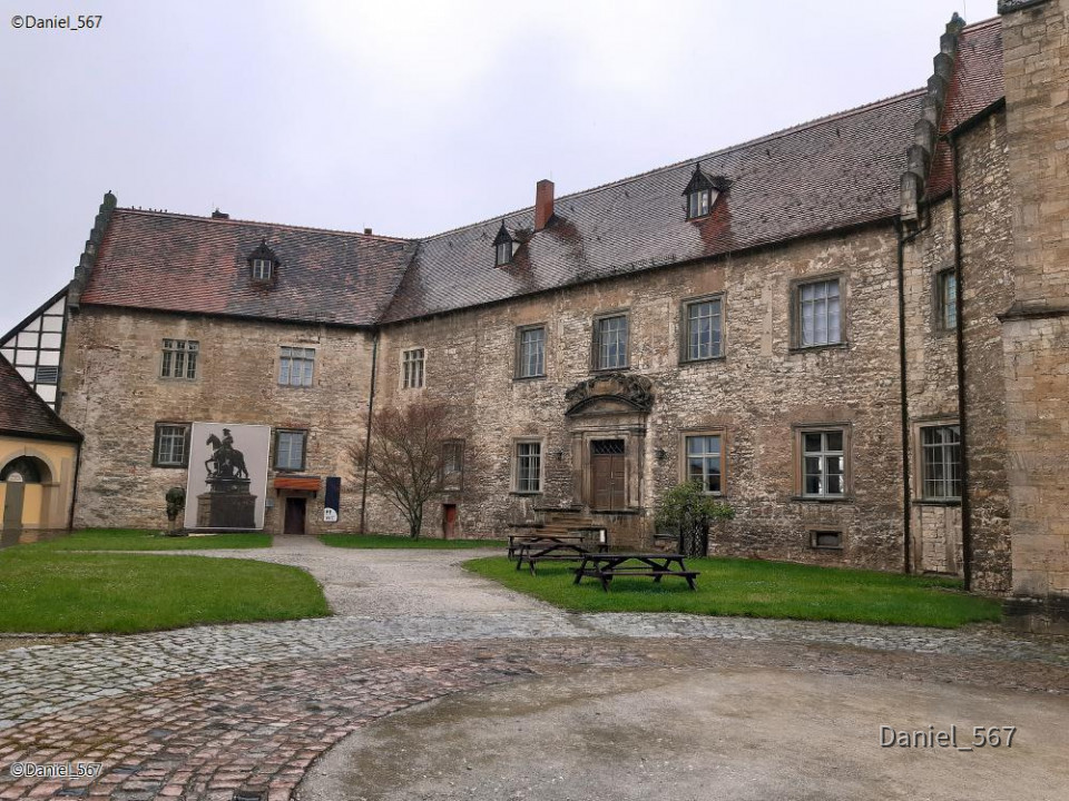 31_Freyburg Schloss Neuenburg