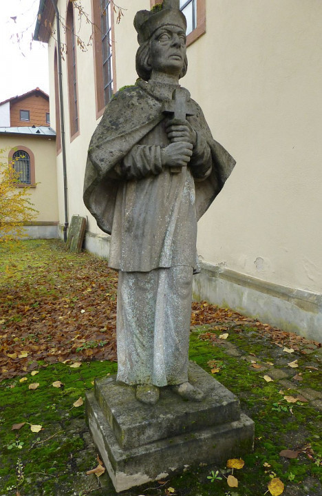 Kupprichhausen an der Kirche 2