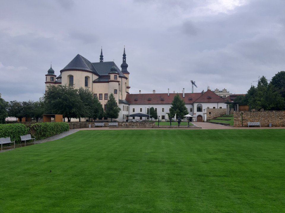 Litomyšl < Nepomuk