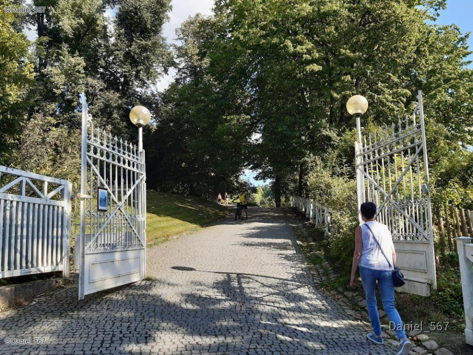 11_Stahlavy Schloss Kozel