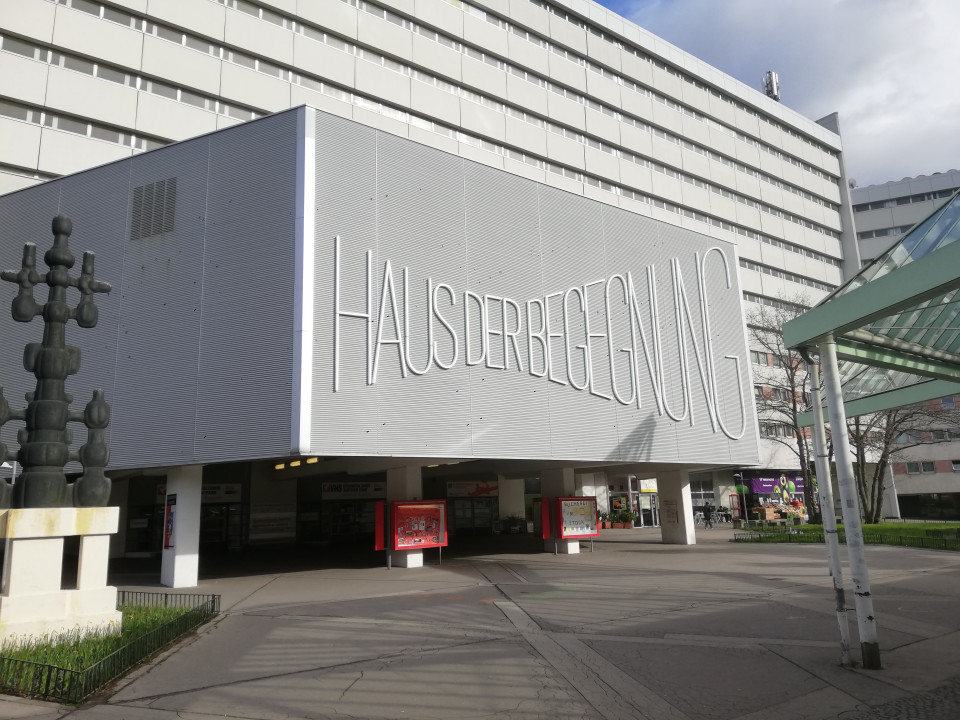 1100 Wien Wienerberg < Nepomuk
