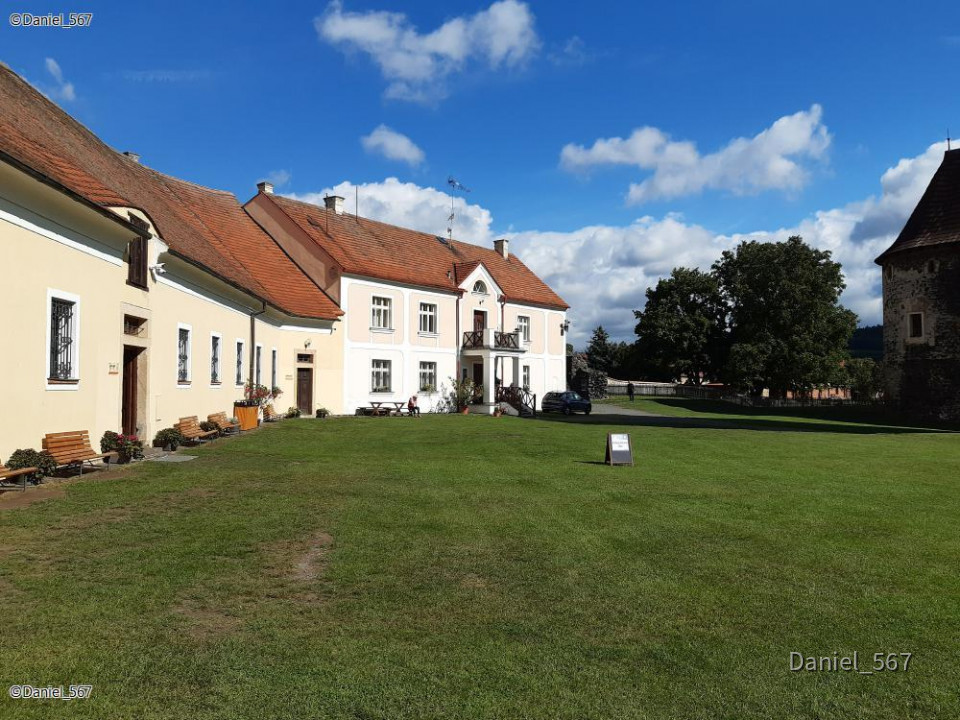 17_Svihov Wasserburg