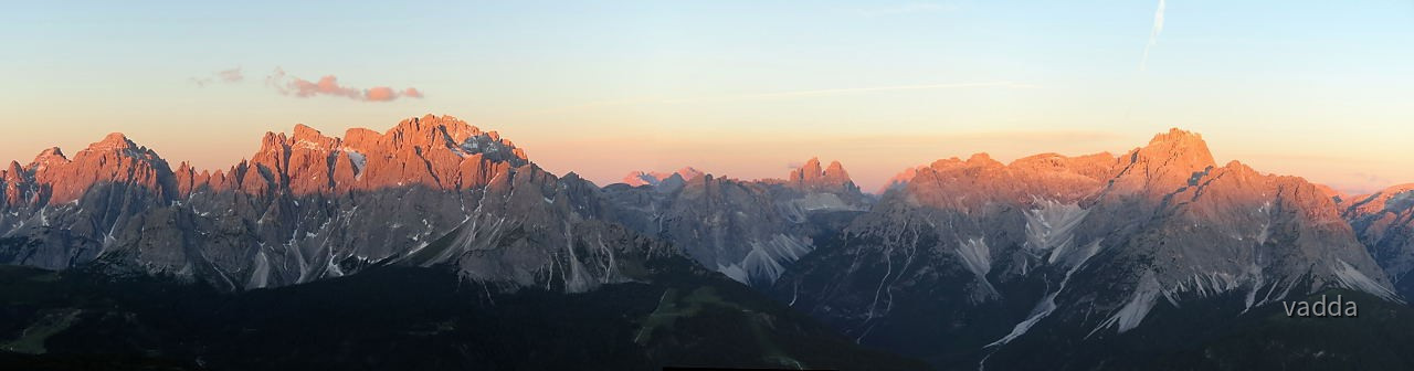Sonnenaufgang am Helm
