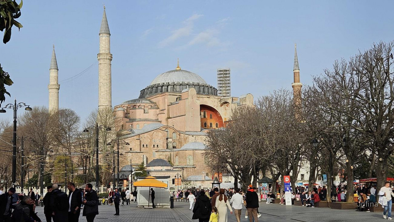 12 Istanbul 08