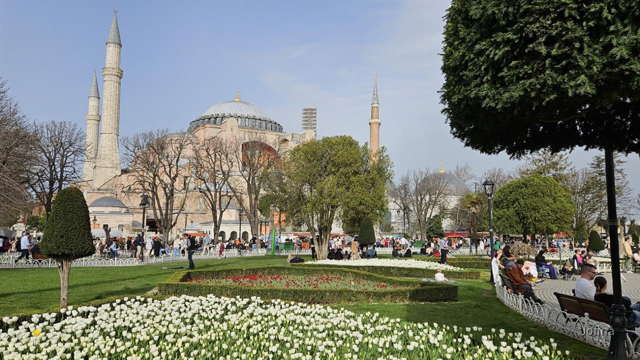 12 Istanbul 15