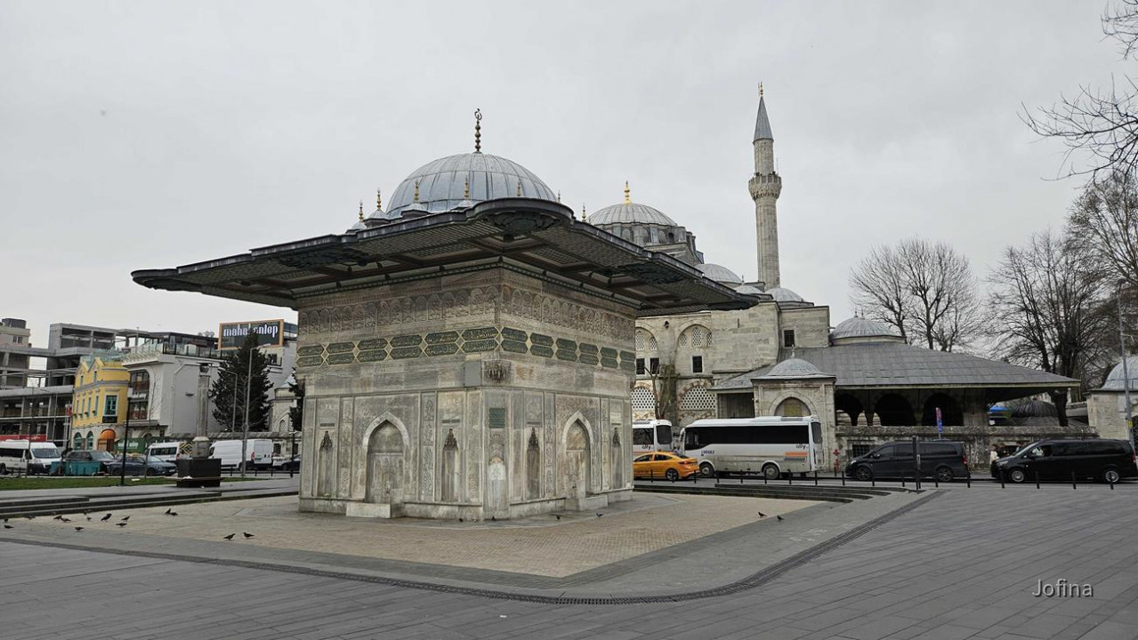 12 Istanbul 27