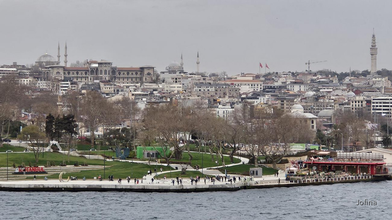 12 Istanbul 39