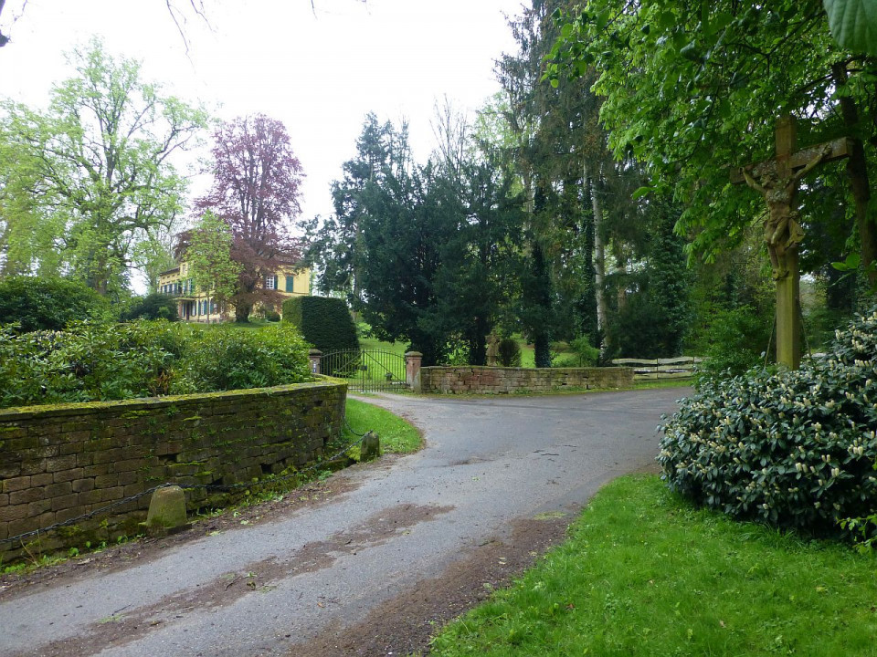 Unterbessenbach, Schloss2