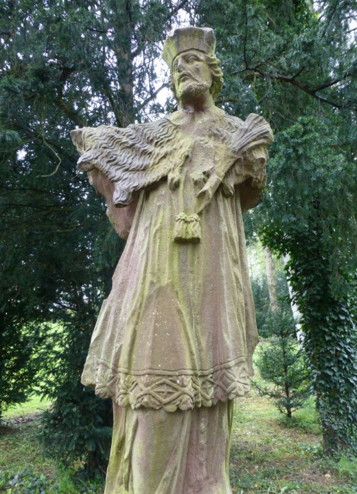 Unterbessenbach, Schloss, Nepomuk3