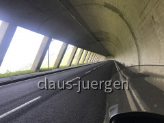 D9FC9E8B-4487-4005-B1D8-45D872E4BDF6