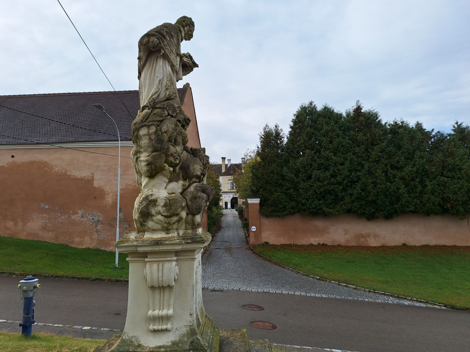 Weyerburg < Nepomuk