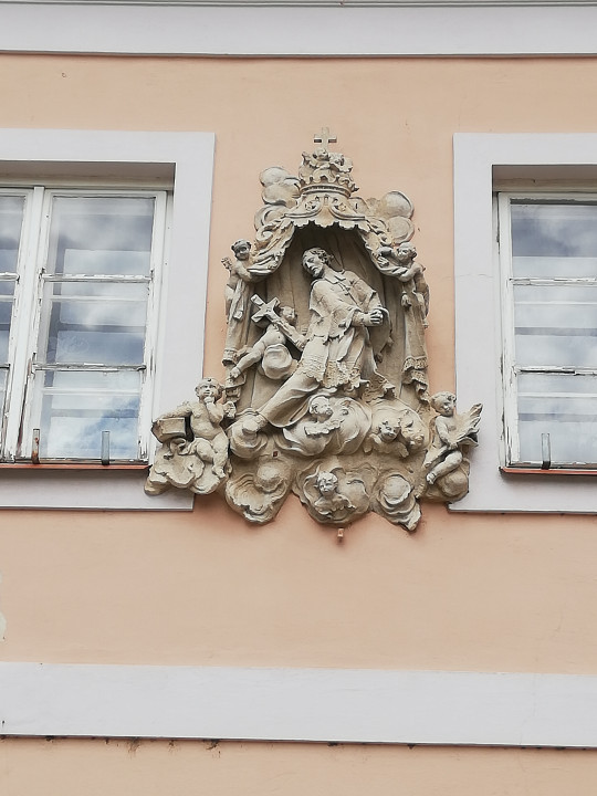 Znojmo < Nepomuk