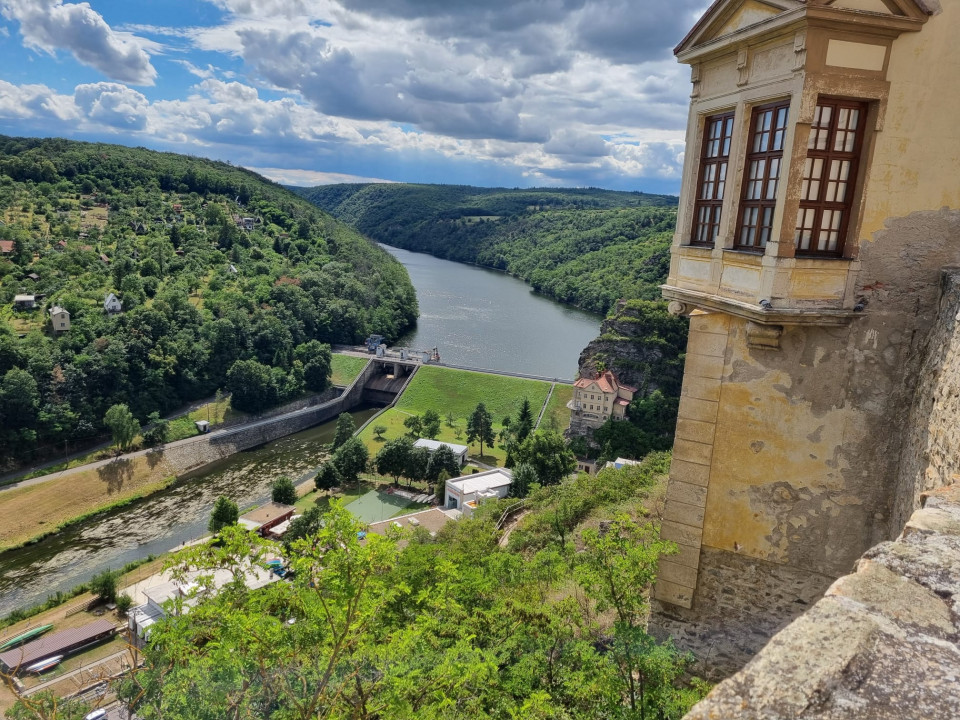 Znojmo < Nepomuk