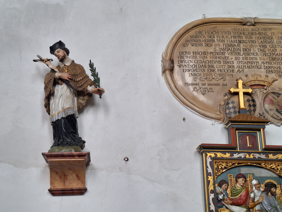 St. Pantaleon < Nepomuk