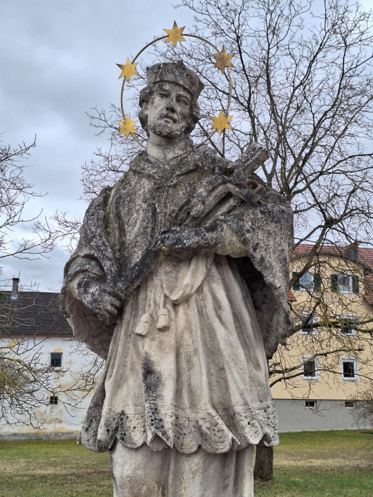 St. Pantaleon < Nepomuk