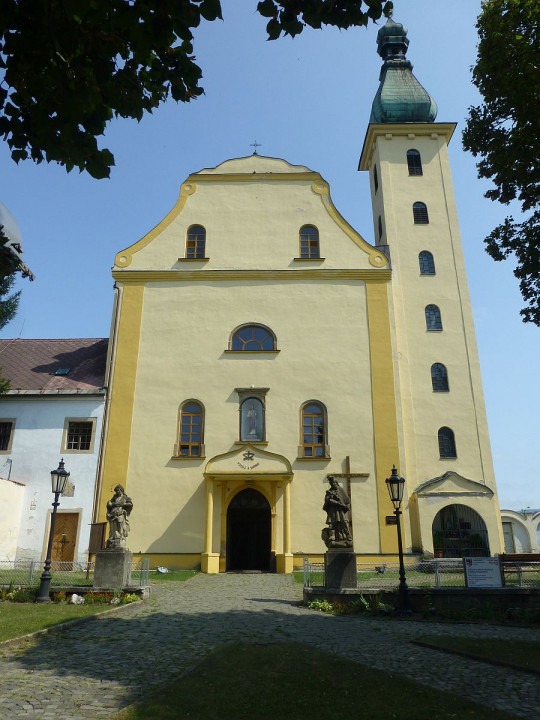 Nižná Šebastová Kirche Jesus und Maria1