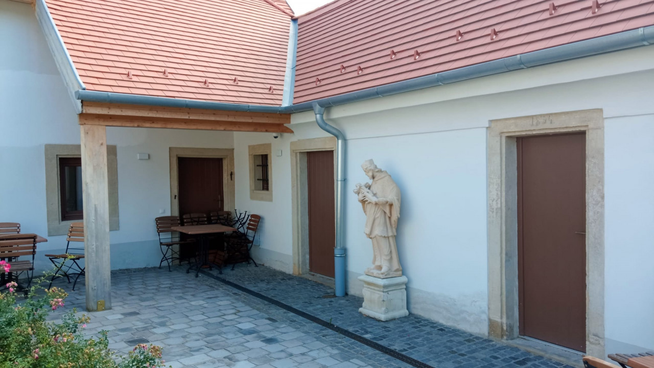 Sopron < Nepomuk
