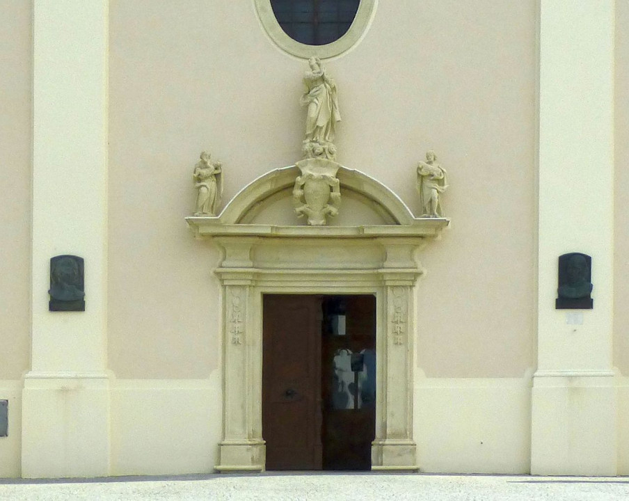 Fertőszéplak20 Haupteingang
