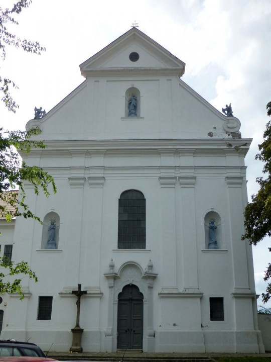 Vác Franziskuskirche1