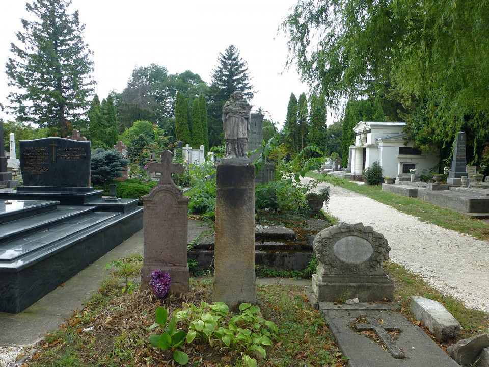 Vác Friedhof1