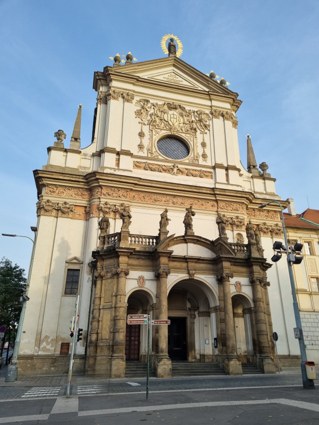 Prag St. Ignaz < Nepomuk