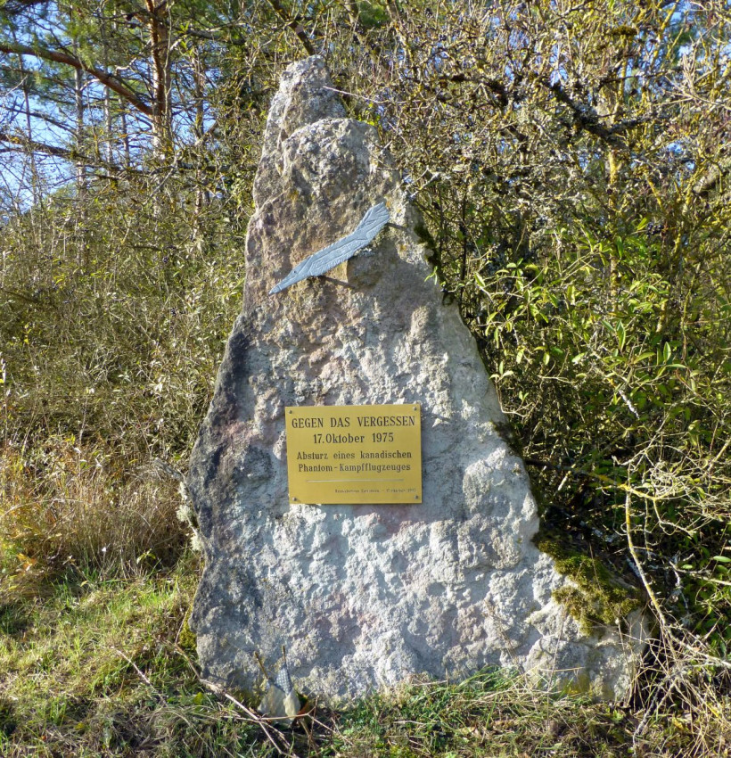 Eiersheim Absturzdenkmal3.jpg