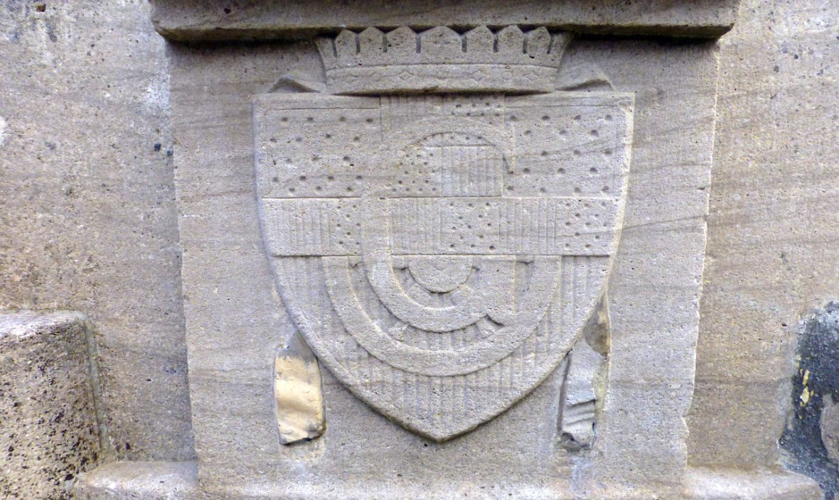 Gamburg16 Wappen1.jpg