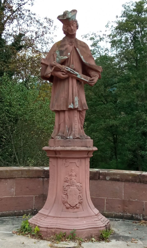 Bronnbach Brücke 5.jpg