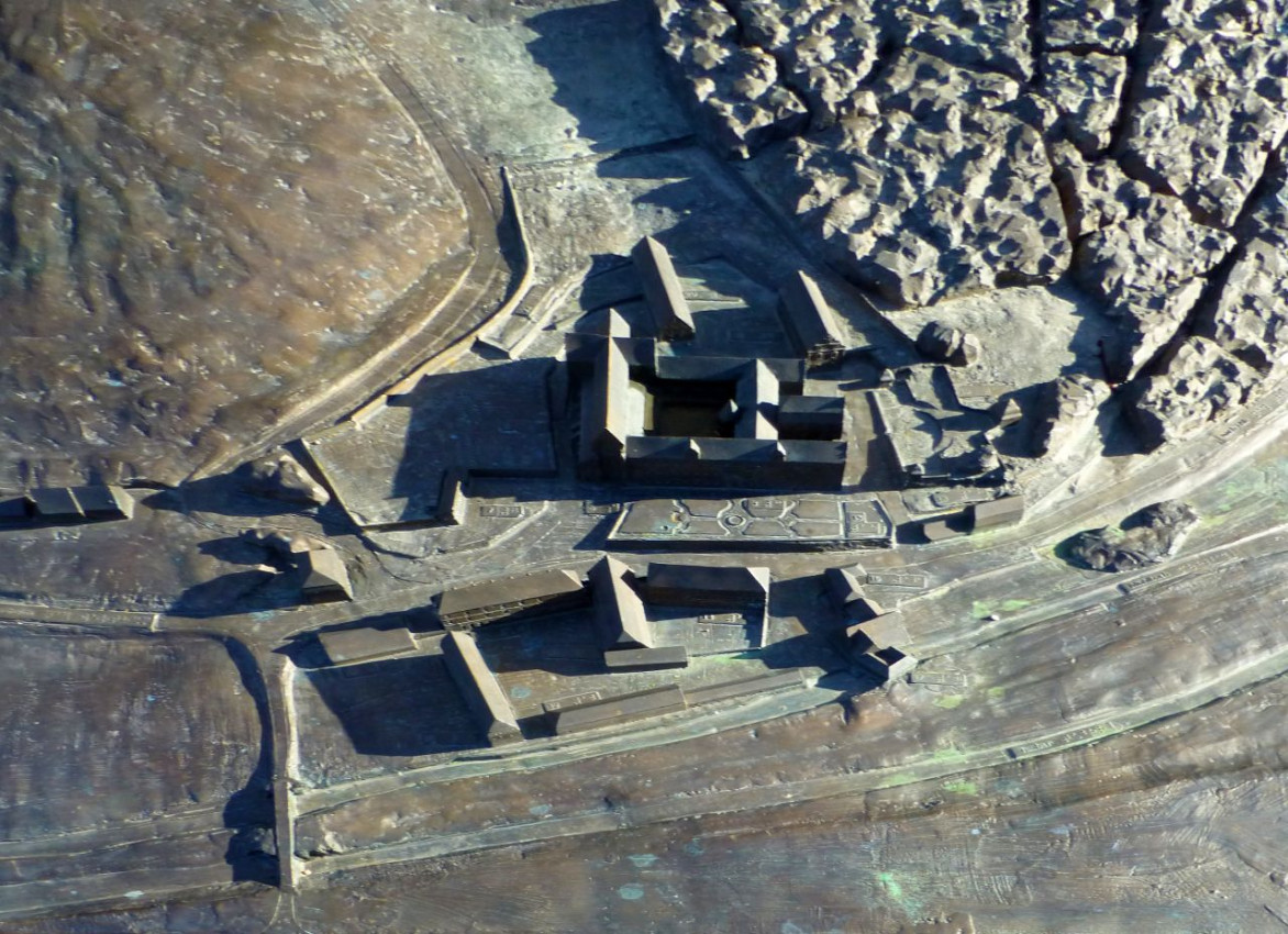 Kloster Bronnbach Modell.jpg