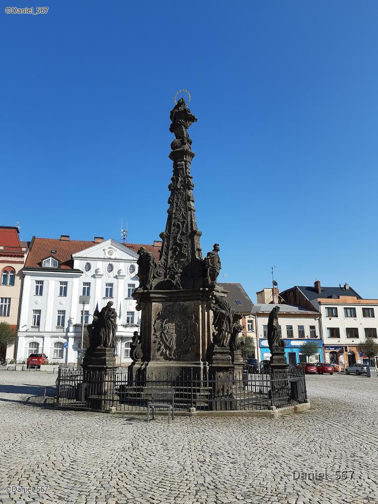 13_Dvur Kralove nad Labem Nepomuk 2.jpg