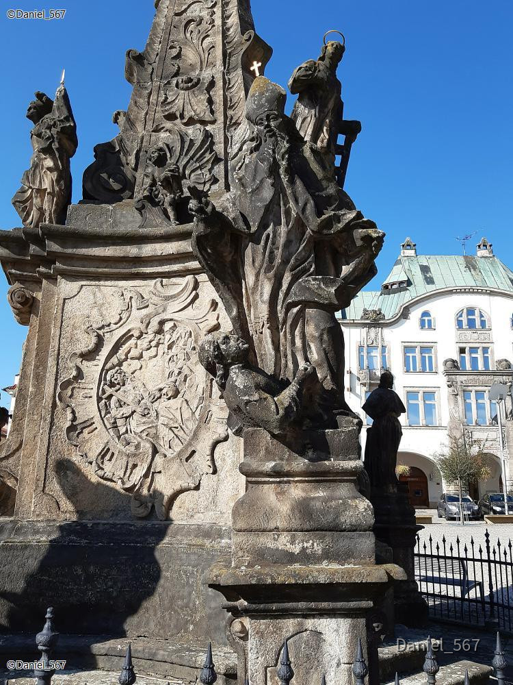 16_Dvur Kralove nad Labem Nepomuk 2.jpg